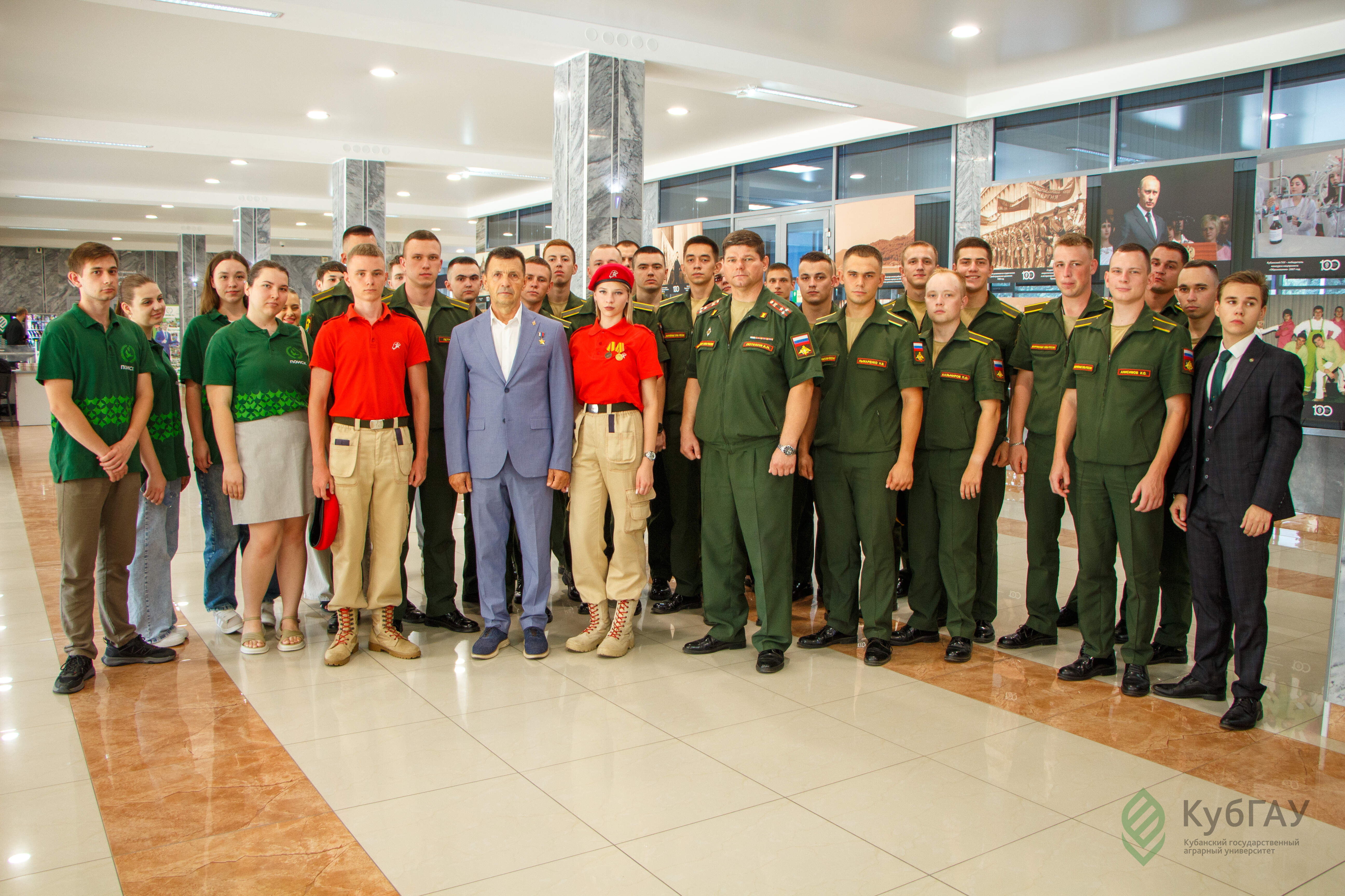 Есть такая профессия… Родину от террористов защищать!  