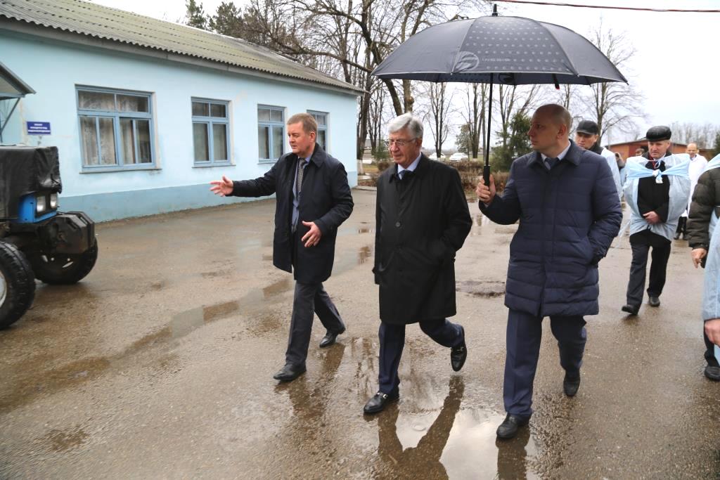 Глава Краснодара оценил темпы развития учхоза «Краснодарское»