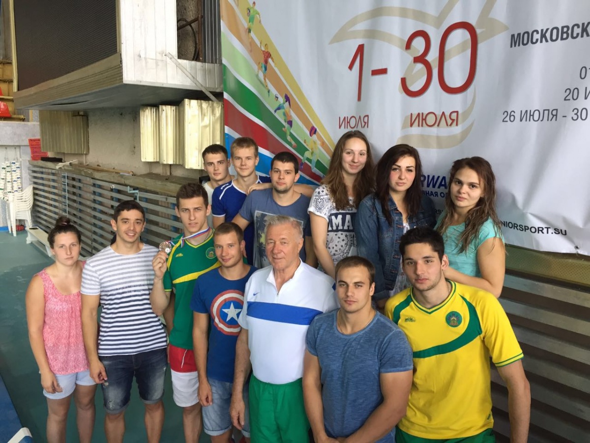 Ведь спорт у нас в крови