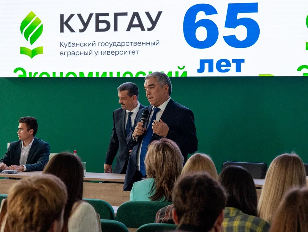 В КубГАУ состоялась лекция ведущего учёного из Узбекистана о перспективах развития АПК