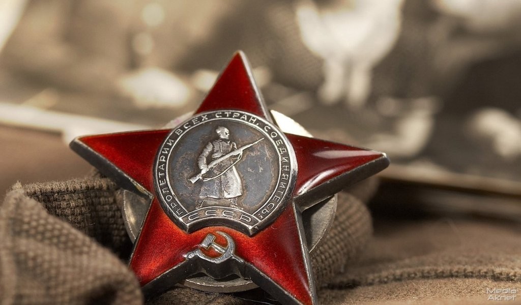 С Днем защитника Отечества!