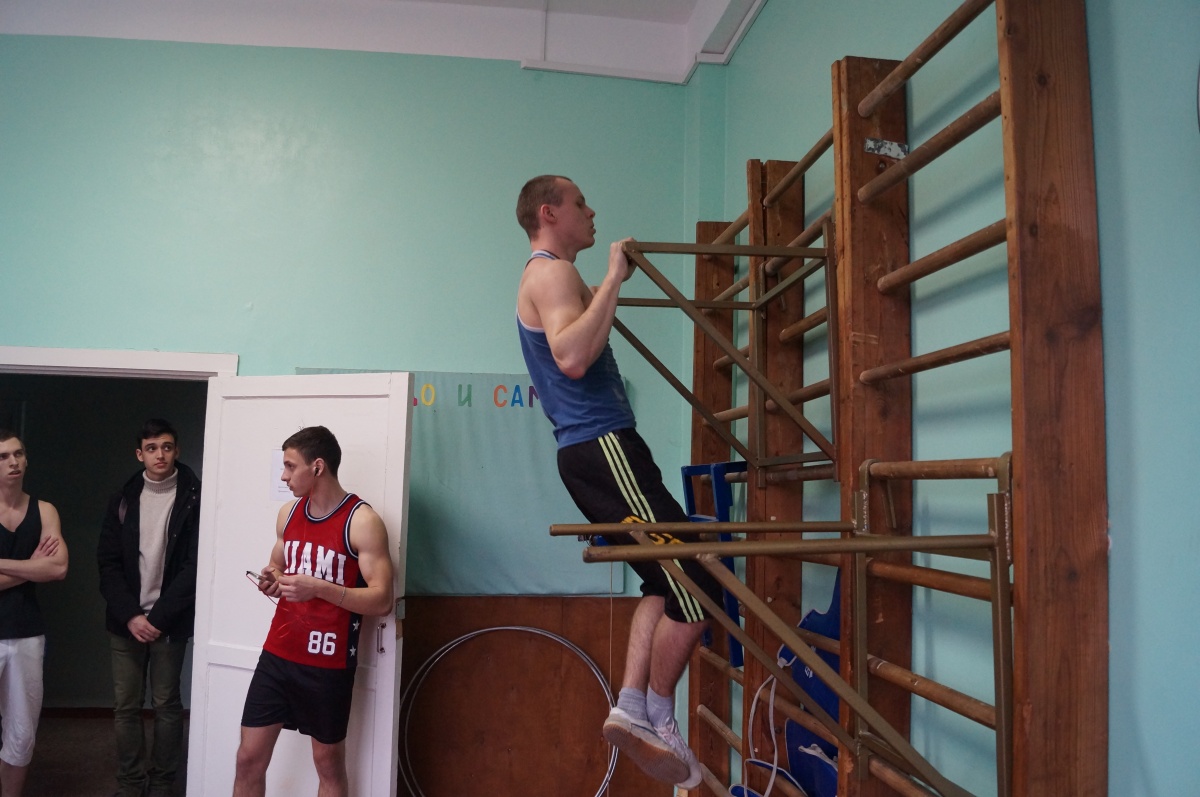 А ну-ка, парни!