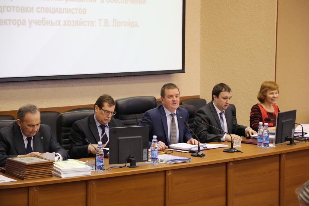 Прошло заседание ученого совета 