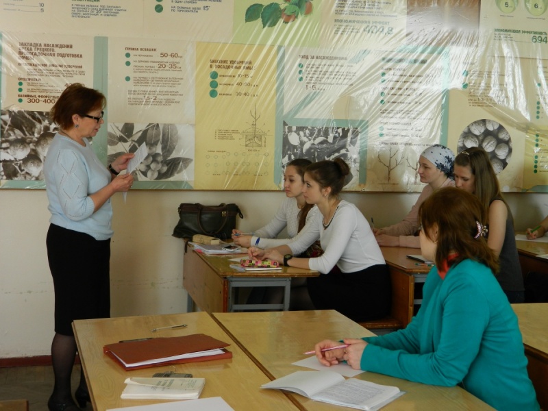 Кураторский час «Письмо деду» на факультете плодоовощеводства