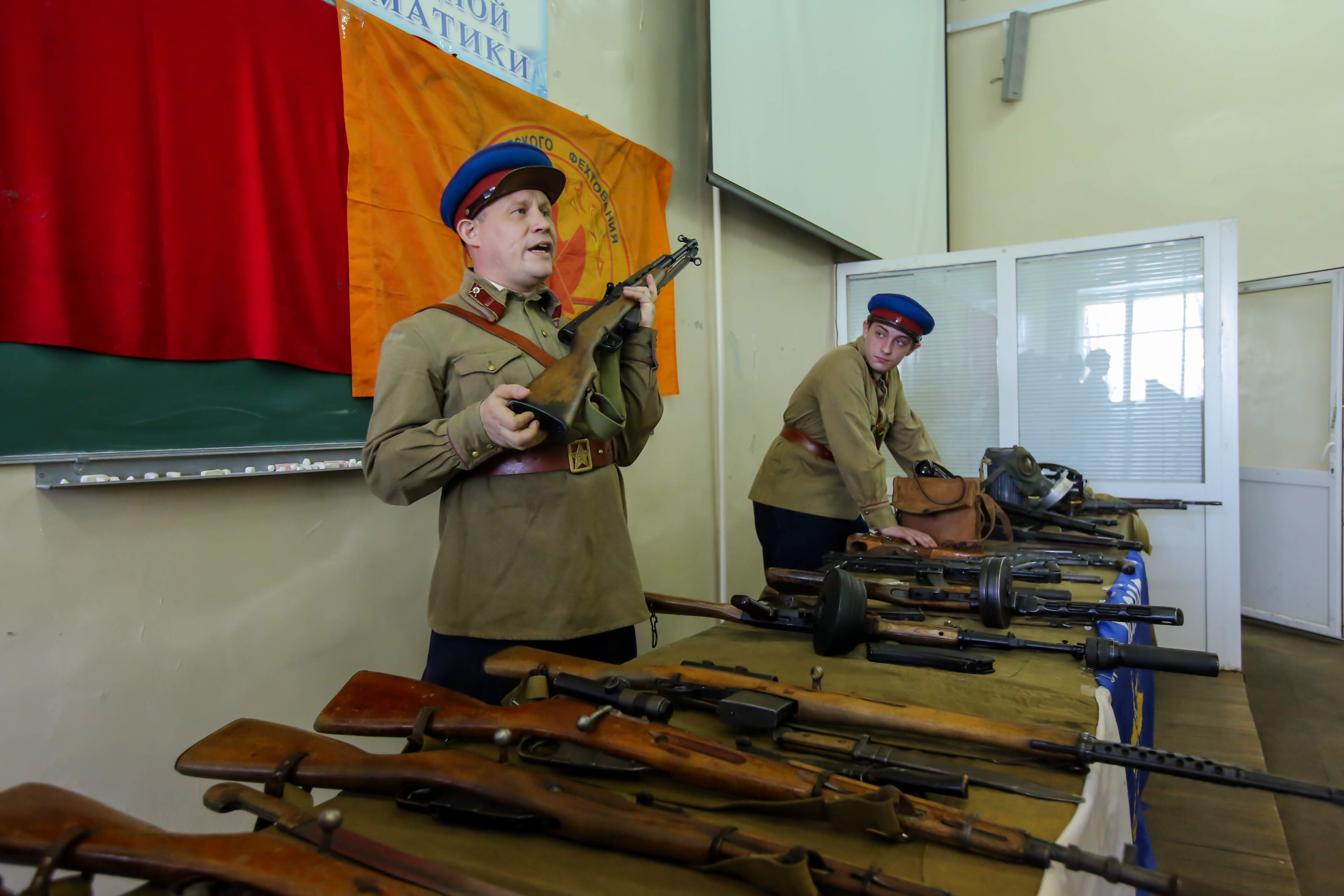 В КубГАУ показали оружие Победы