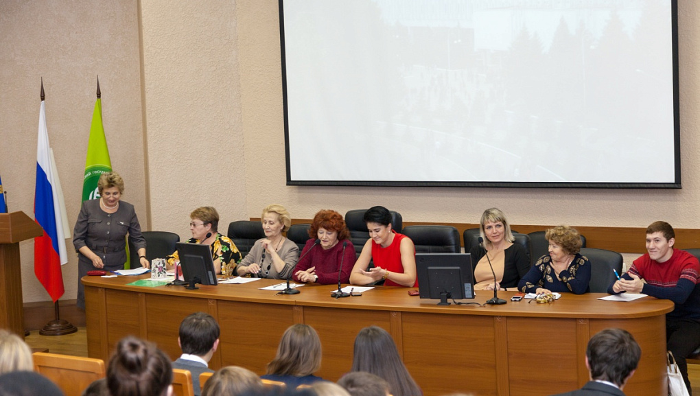 Masters of eloquence discussed the important dates of Russia