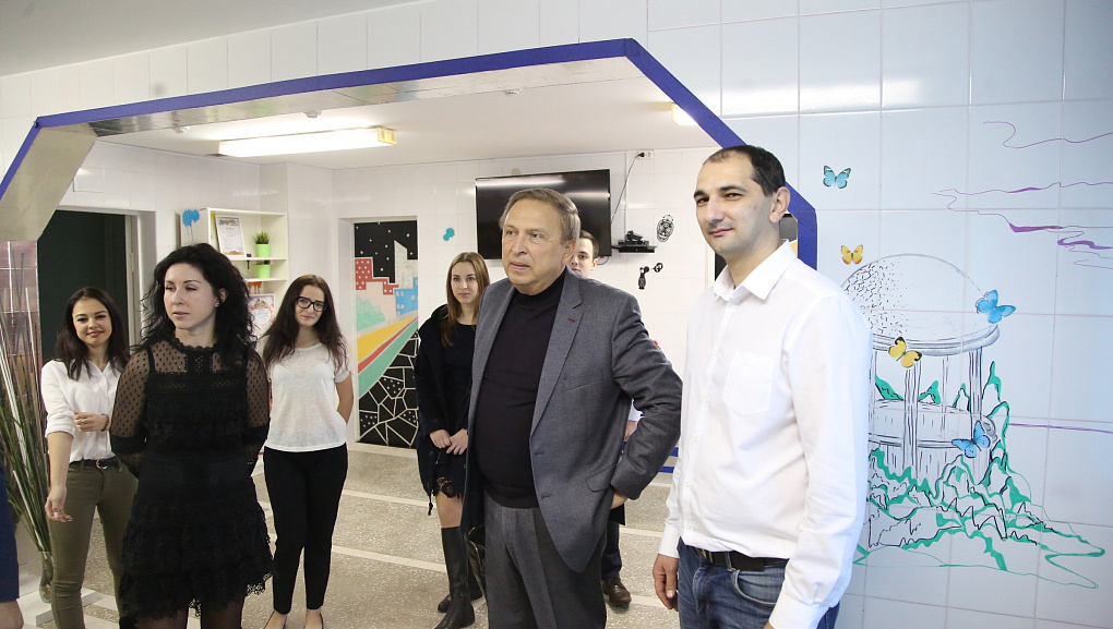 Кому из студентов жить хорошо?