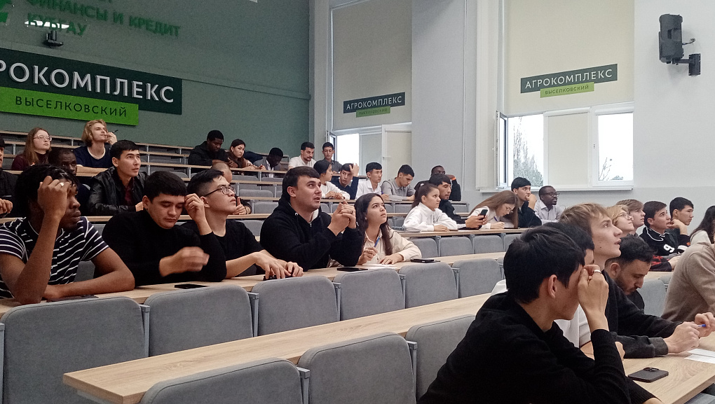 Встреча иностранных студентов КубГАУ  с представителем Молодежной ассамблеи «МЫ-РОССИЯНЕ»