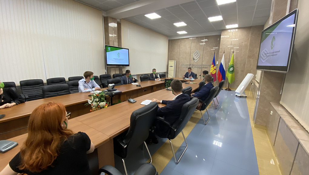Ректор КубГАУ встретился с новым составом ОСО
