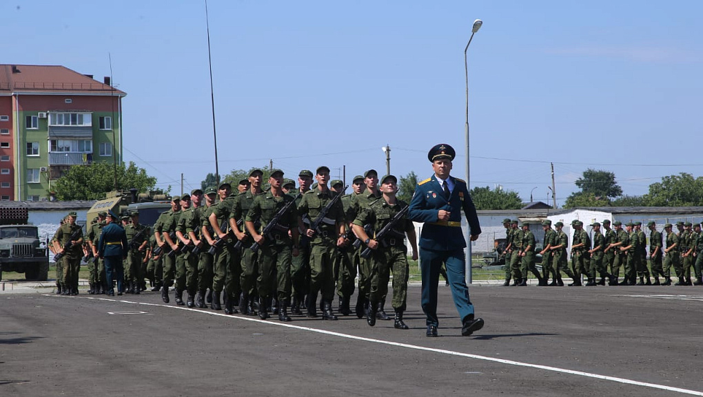 Курсанты военного института дали присягу