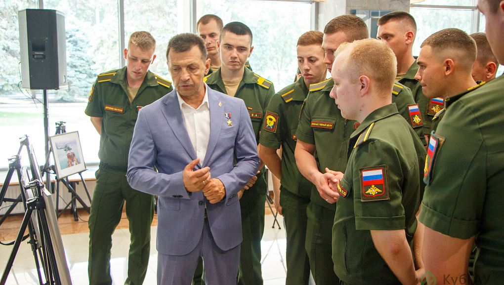 Есть такая профессия… Родину от террористов защищать!  