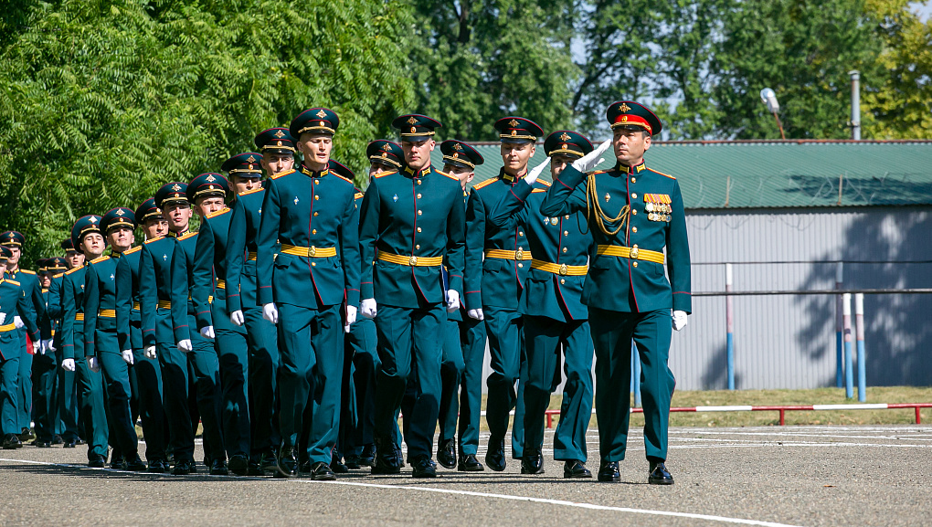 Офицерский выпускной