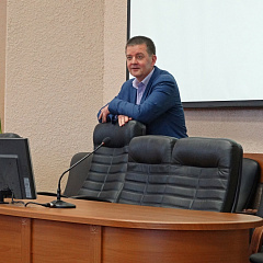 Студенческая юность наша притягивает как магнит