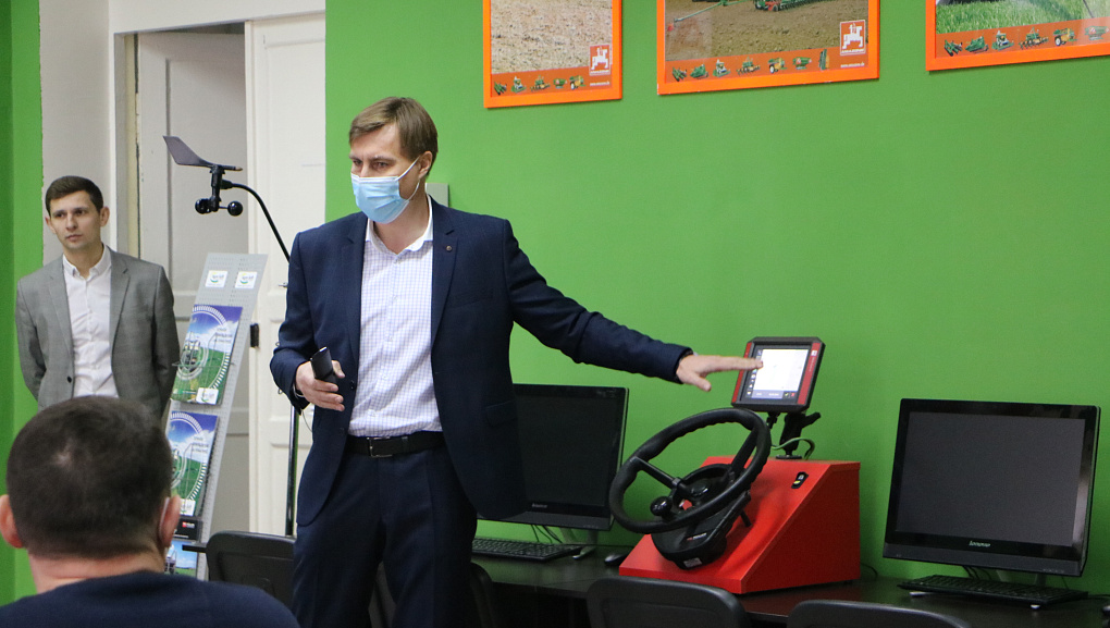 Представители аграрного комитета совета молодых депутатов края и спикеры КубГАУ поговорили о трендах цифрового сельского хозяйства