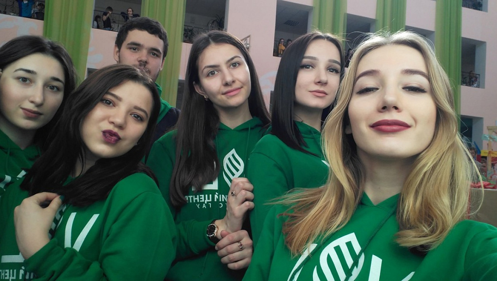 Торжественное открытие Года добровольца