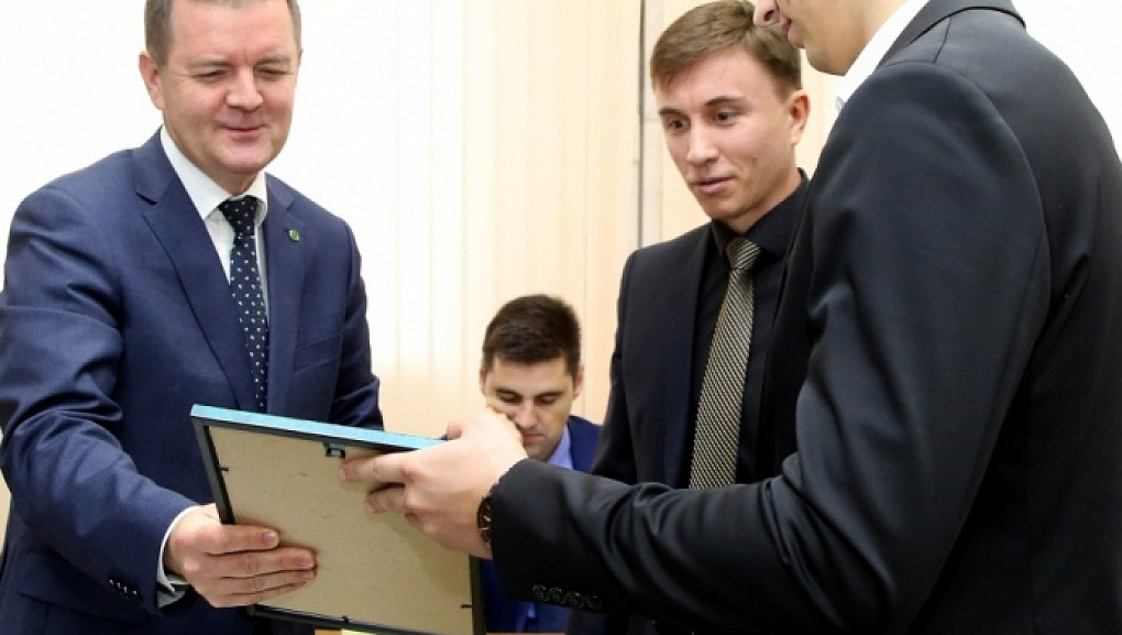 Вручили “Кубок ректора”