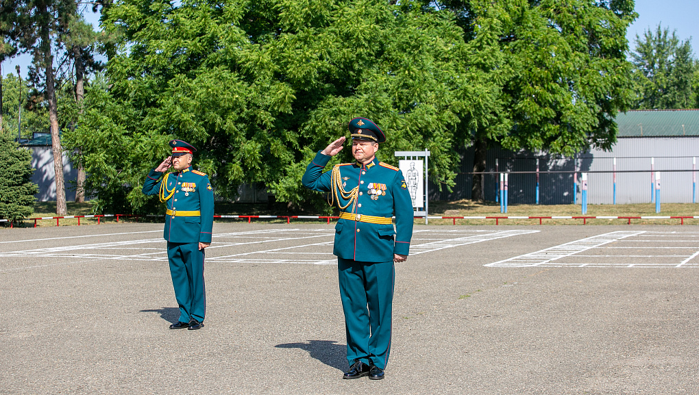 Офицерский выпускной