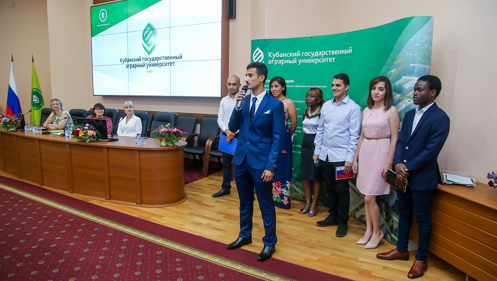 Подфак провел выпускной