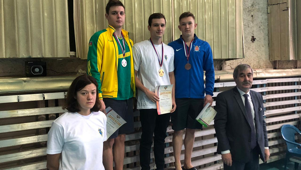 Завершаем год новыми призами