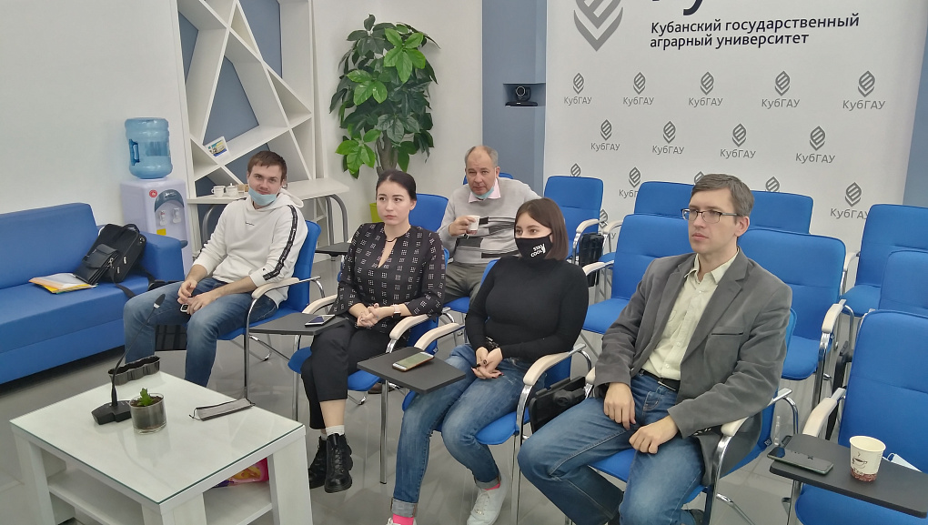 Первое место в олимпиаде «Лидер-финансист 21 века»