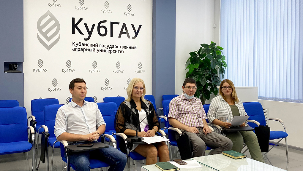 Приветствуем магистров из Узбекистана! 