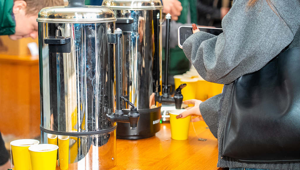 Пахнет солнцем и блинами – нынче Масленица с нами!