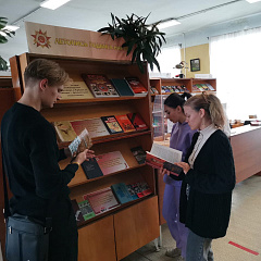 Книжная выставка «Летопись подвига народа»