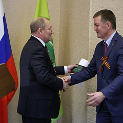 На ученом совете С.В. Гаркуша вручил благодарности труженикам АПК края