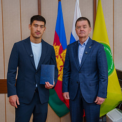 Чемпион мира по боксу – выпускник Кубанского ГАУ!
