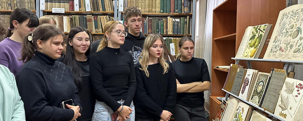 В КубГАУ прошла выставка кафедры иностранных языков