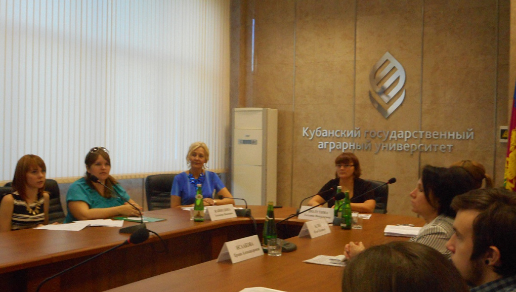 Иностранным студентам-первокурсникам помогают адаптироваться к новой жизни и учебе