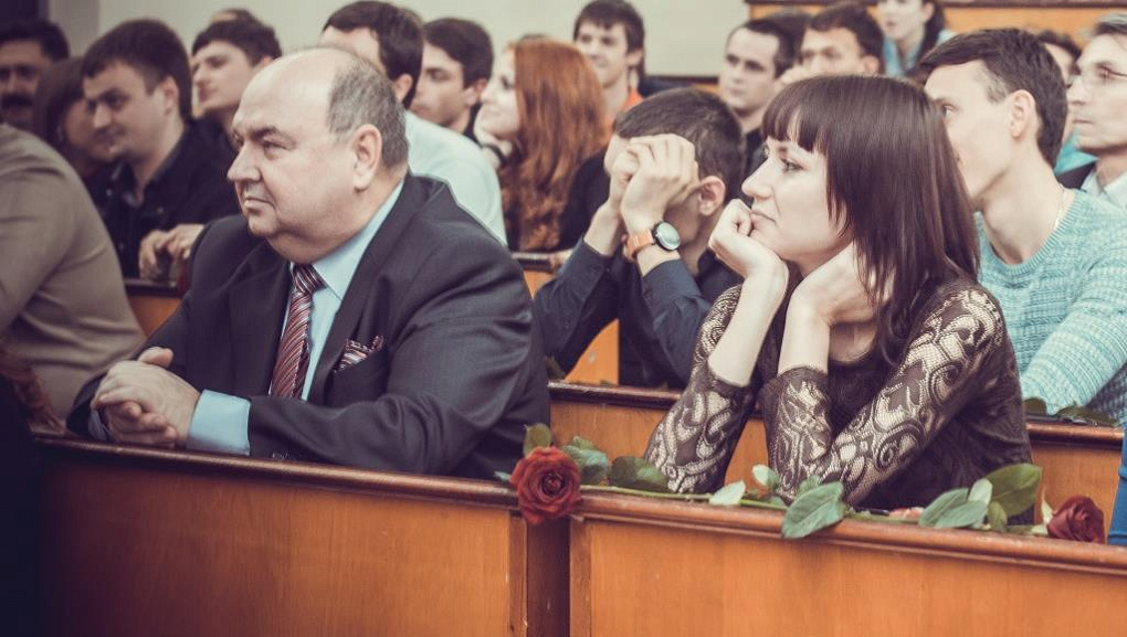 Преподавателям факультета прикладной информатики вручили «Оскара»