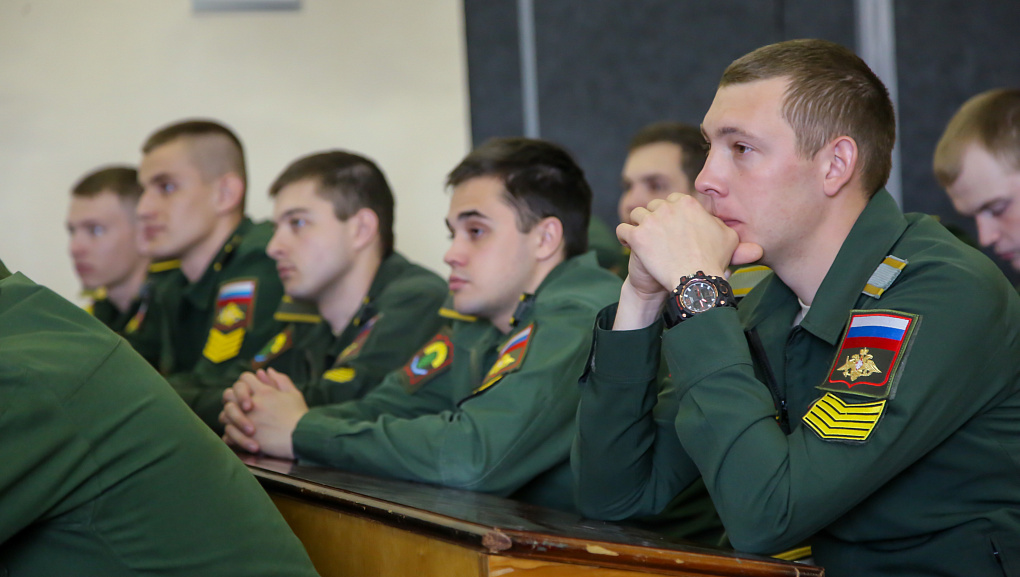 В КубГАУ показали оружие Победы