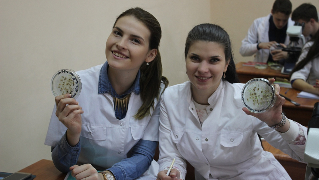 Студенты осваивают методы биологической защиты растений