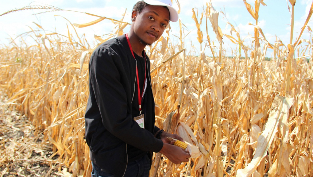 Students of the Faculty of Agrochemistry took part in the field agrotechnological conference