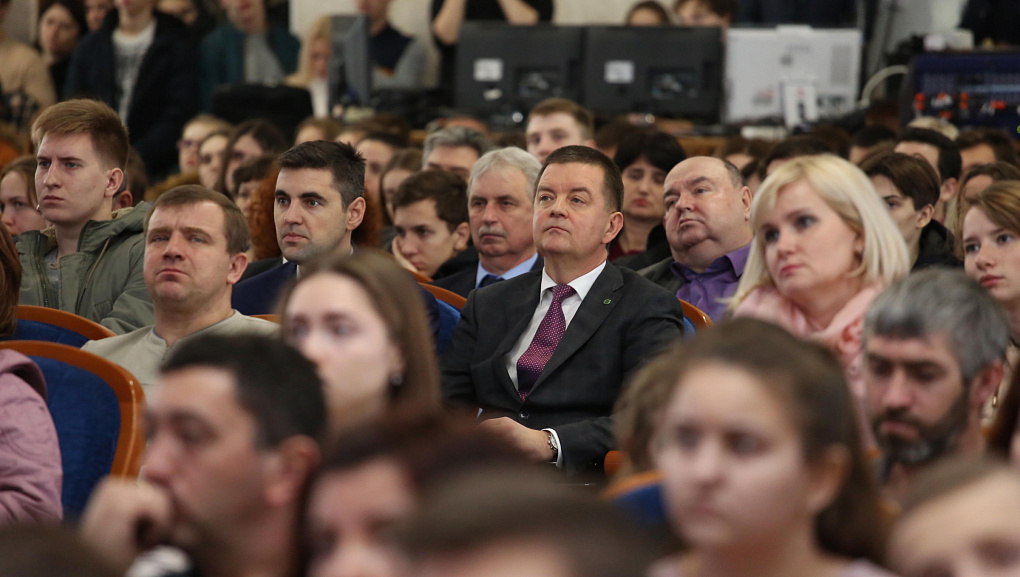 Знакомимся с будущими студентами