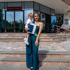 В добрый путь, выпускники!