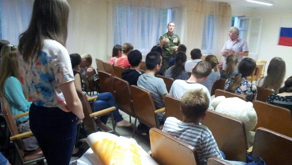 Подвигу воинов посвящается