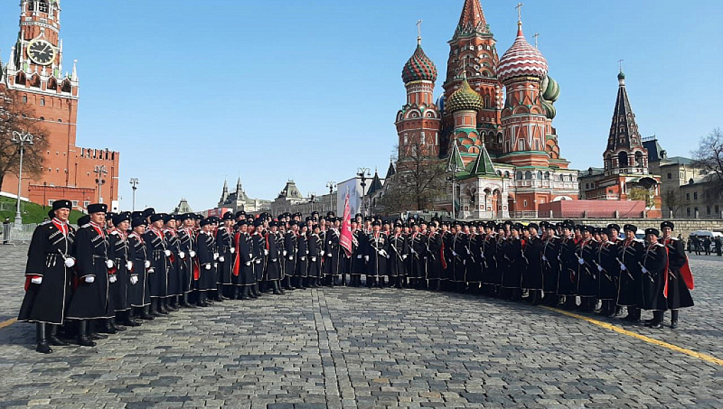 Вице-губернатор Краснодарского края Александр Власов провел рабочую встречу с ректорами университетов, входящих в Ассоциацию казачьих вузов России 