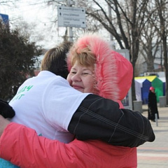 Международный день объятий