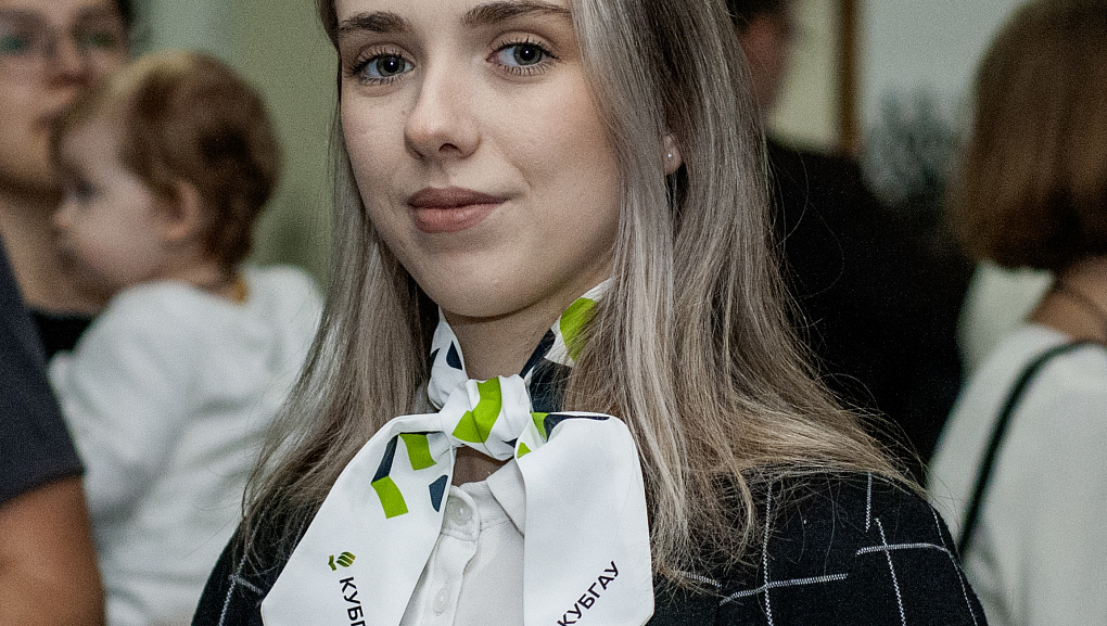  Стипендиаты Президента и Правительства РФ