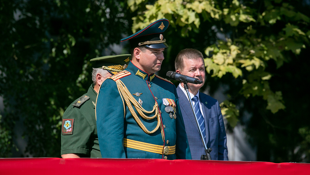 Офицерский выпускной