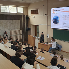 Встречи студентов факультета прикладной информатики с Axenix