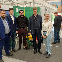 Перспективы сельхозмашиностроения обсудили на XXII Агропромышленной выставке «Золотая Нива»