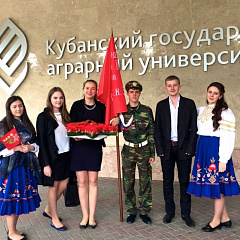 В память о Победе: парад студентов юрфака