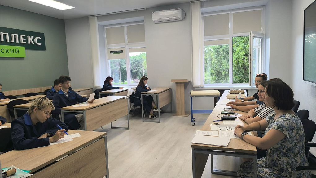 Перья расправлены: птицеводы получили крылья мастерства