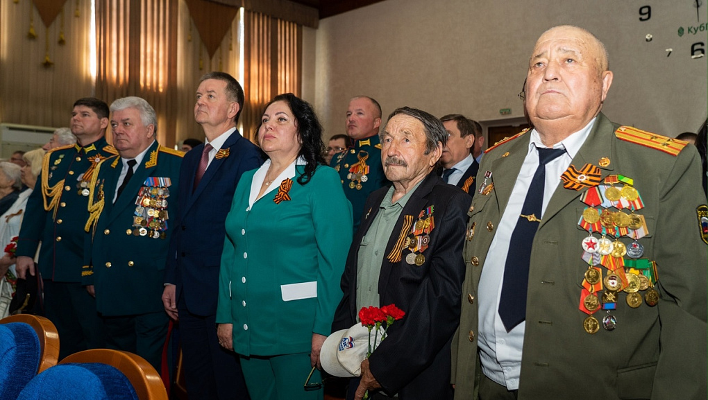 И всё о той весне...