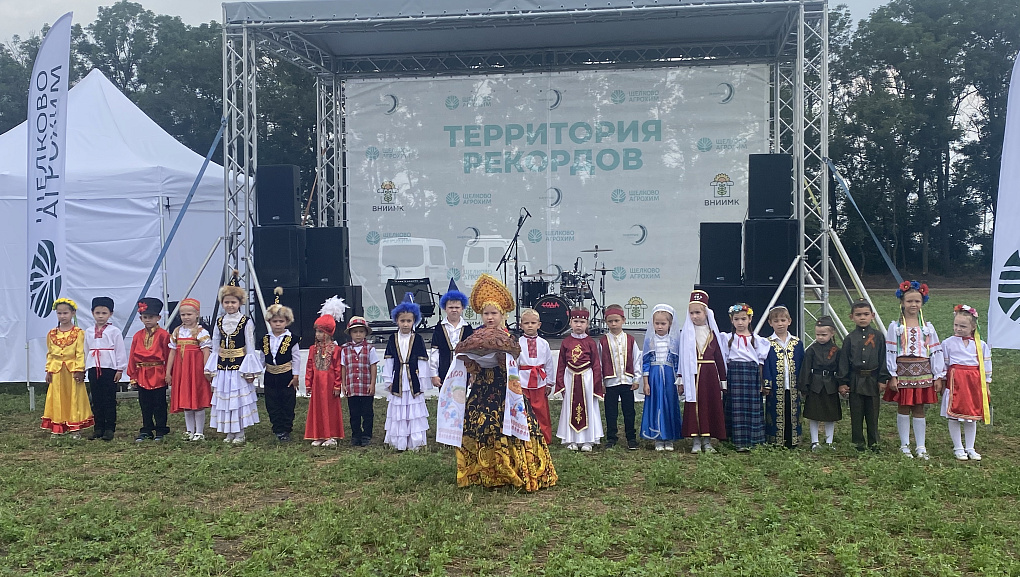 «День поля гибридов сахарной свеклы и сортов сои»