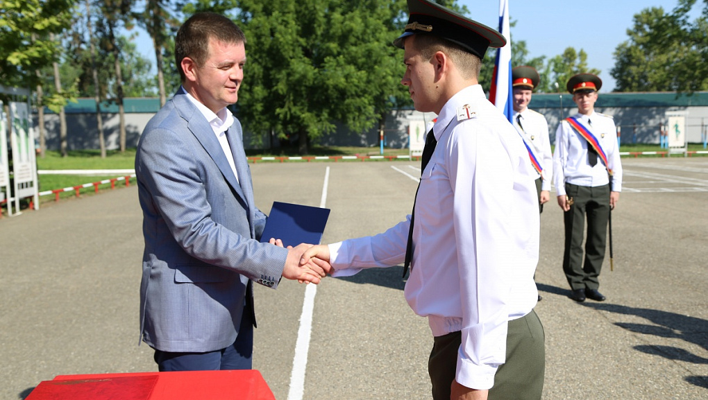 Выпуск офицеров учебного военного центра КубГАУ