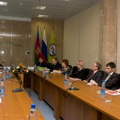 Церемония подписания договора